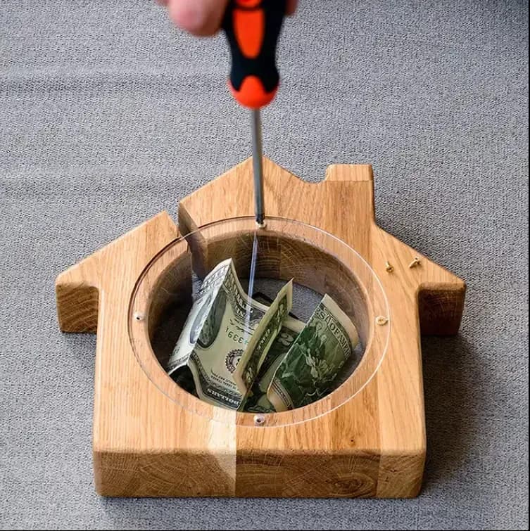 Spardose in Hausform